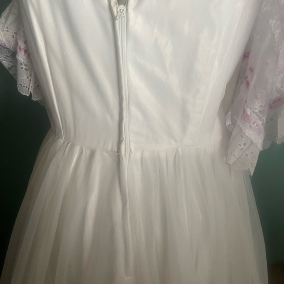 Veracruz Folklorico Dress - Picture 9 of 10